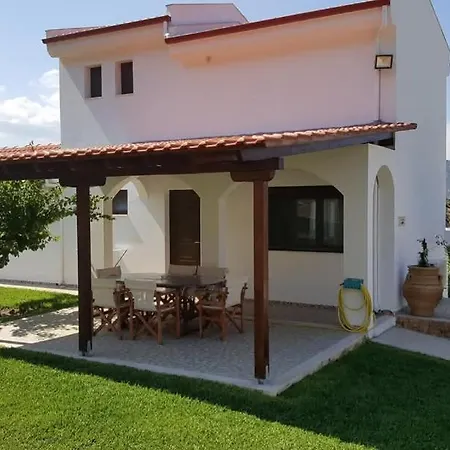 Apart Otel Ktima Amitsa Sarti