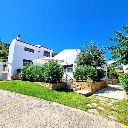Ktima Amitsa Aparthotel Sarti